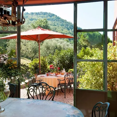 La Querce Sleeps 13 Wifi