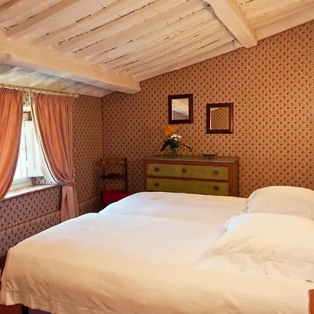 La Querce Sleeps 13 Wifi